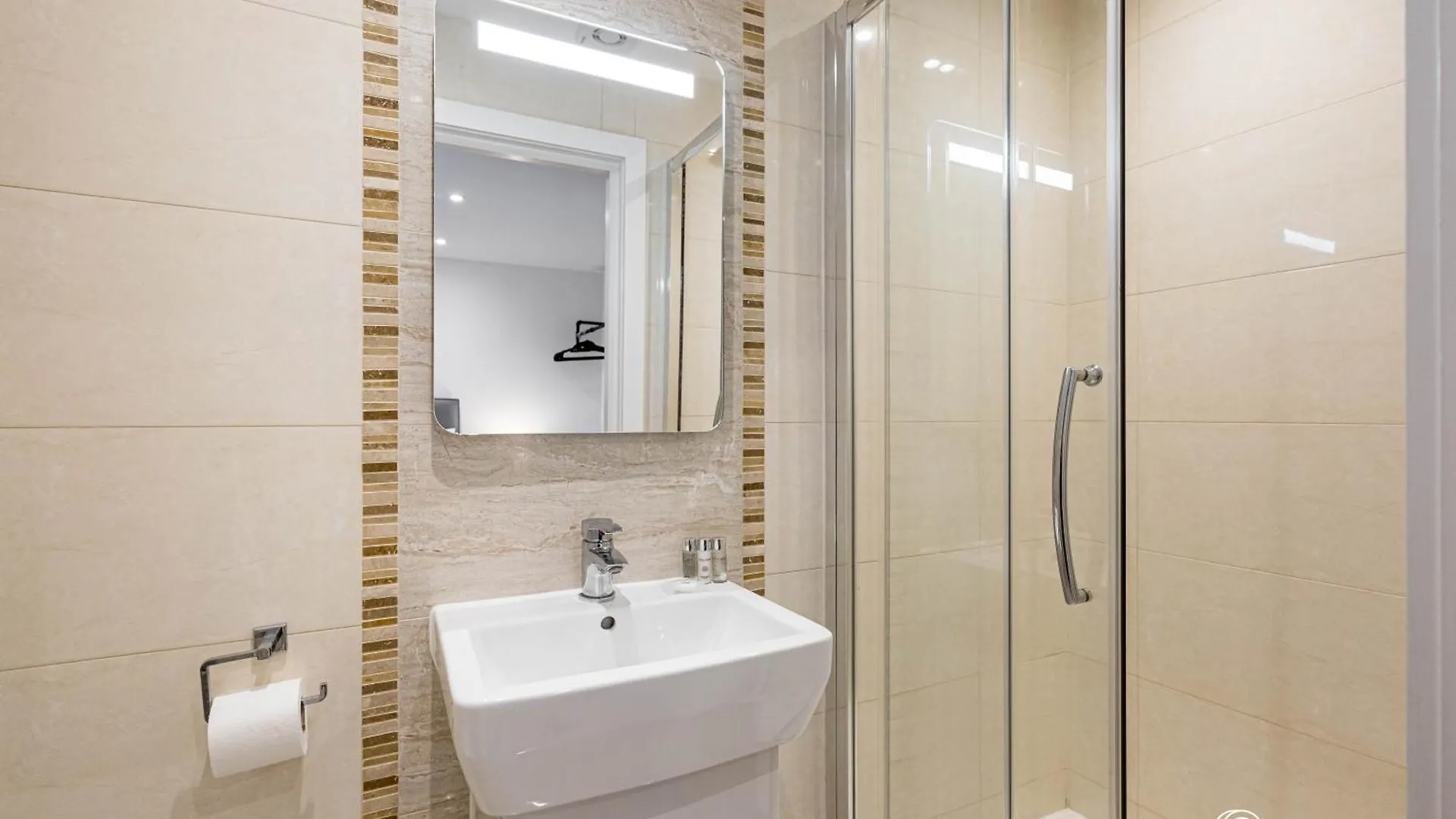 The Hideaway By Grandeur Property Борнмут 0*,  Великобритания